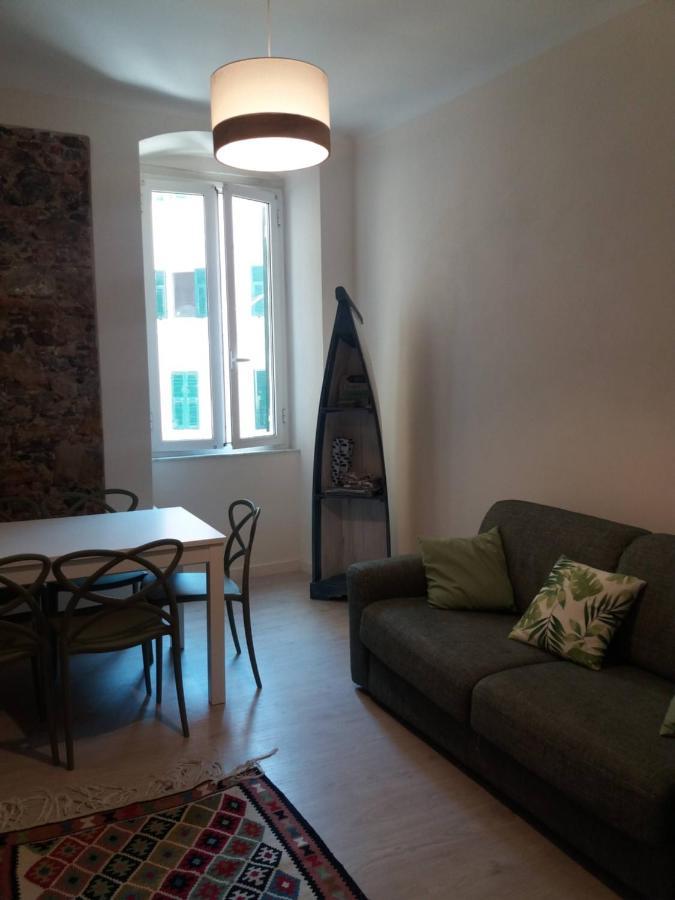 Casa Patella Lejlighed San Terenzo Eksteriør billede